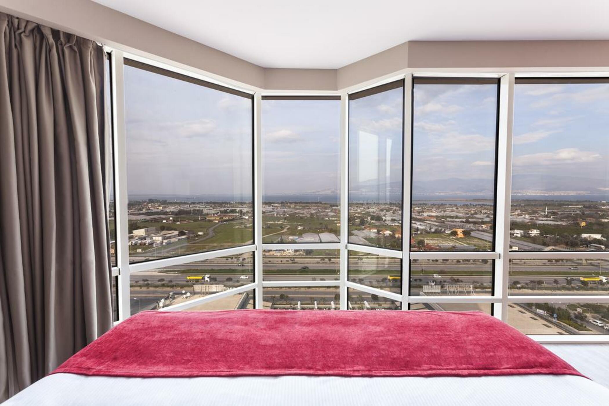 Ramada Encore By Wyndham Izmir Exterior foto