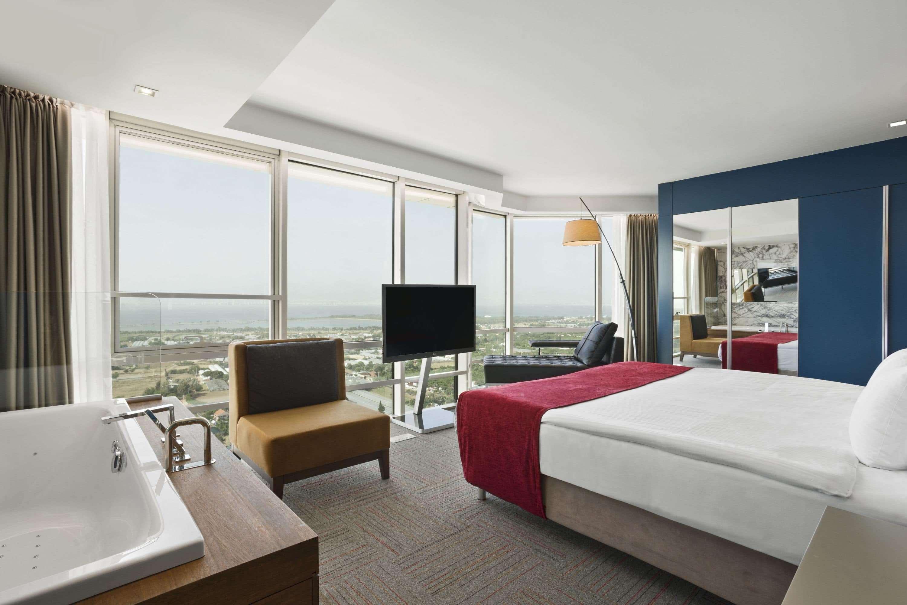 Ramada Encore By Wyndham Izmir Exterior foto