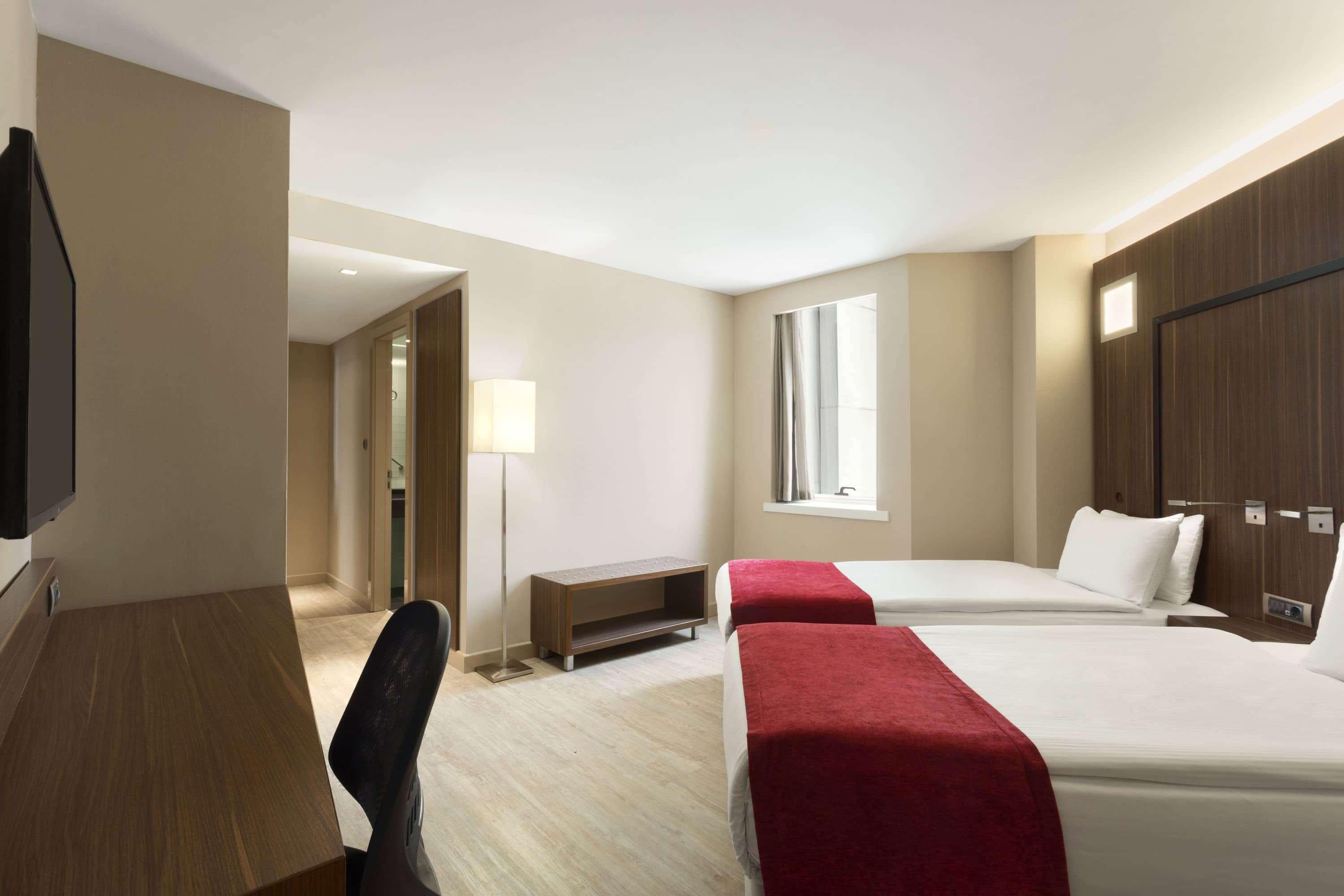 Ramada Encore By Wyndham Izmir Exterior foto