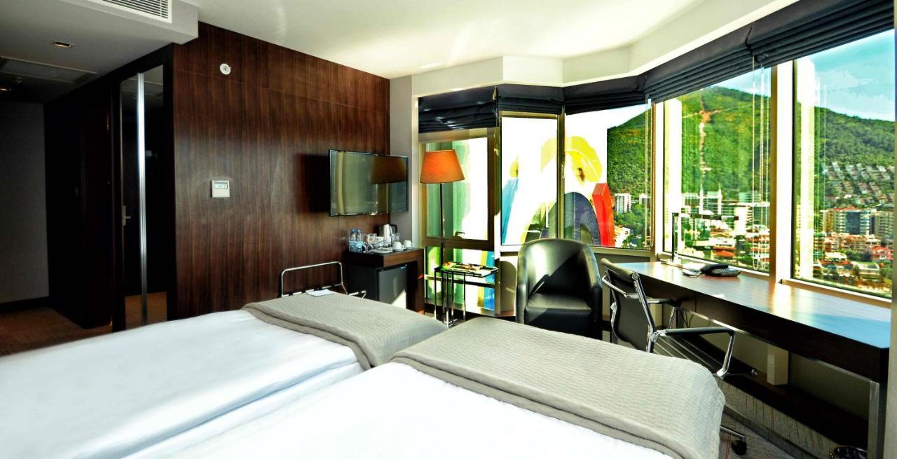 Ramada Encore By Wyndham Izmir Zimmer foto